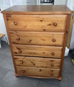 Dresser Huw