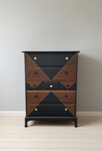 STAG Chest of Drawers