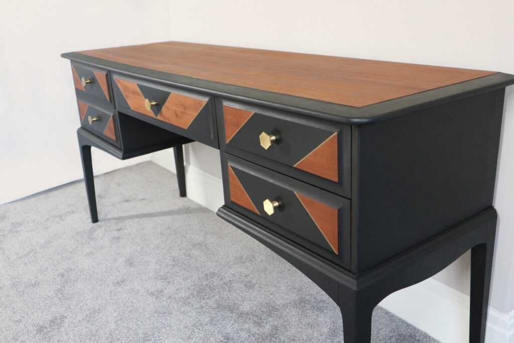 STAG Dressing Table